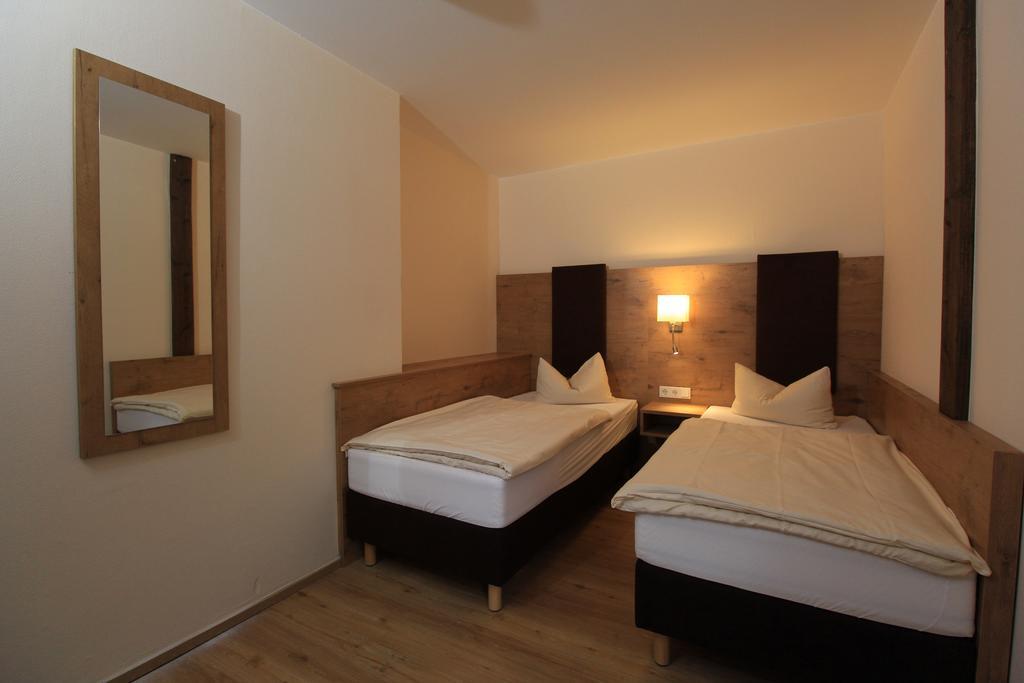 Waldhotel Albachmuehle Mit Albacher Stuben Wasserliesch Exterior foto