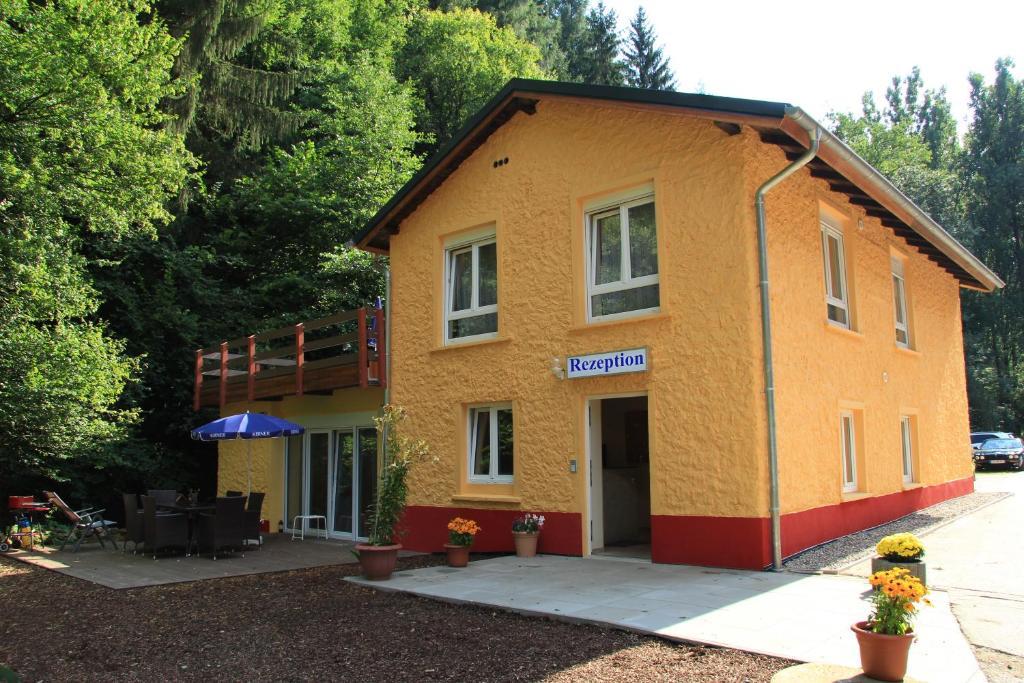 Waldhotel Albachmuehle Mit Albacher Stuben Wasserliesch Exterior foto