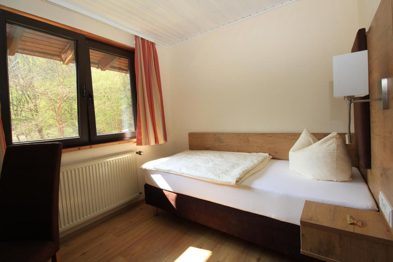 Waldhotel Albachmuehle Mit Albacher Stuben Wasserliesch Exterior foto