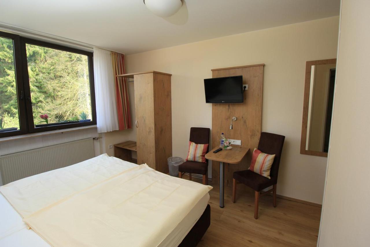 Waldhotel Albachmuehle Mit Albacher Stuben Wasserliesch Exterior foto